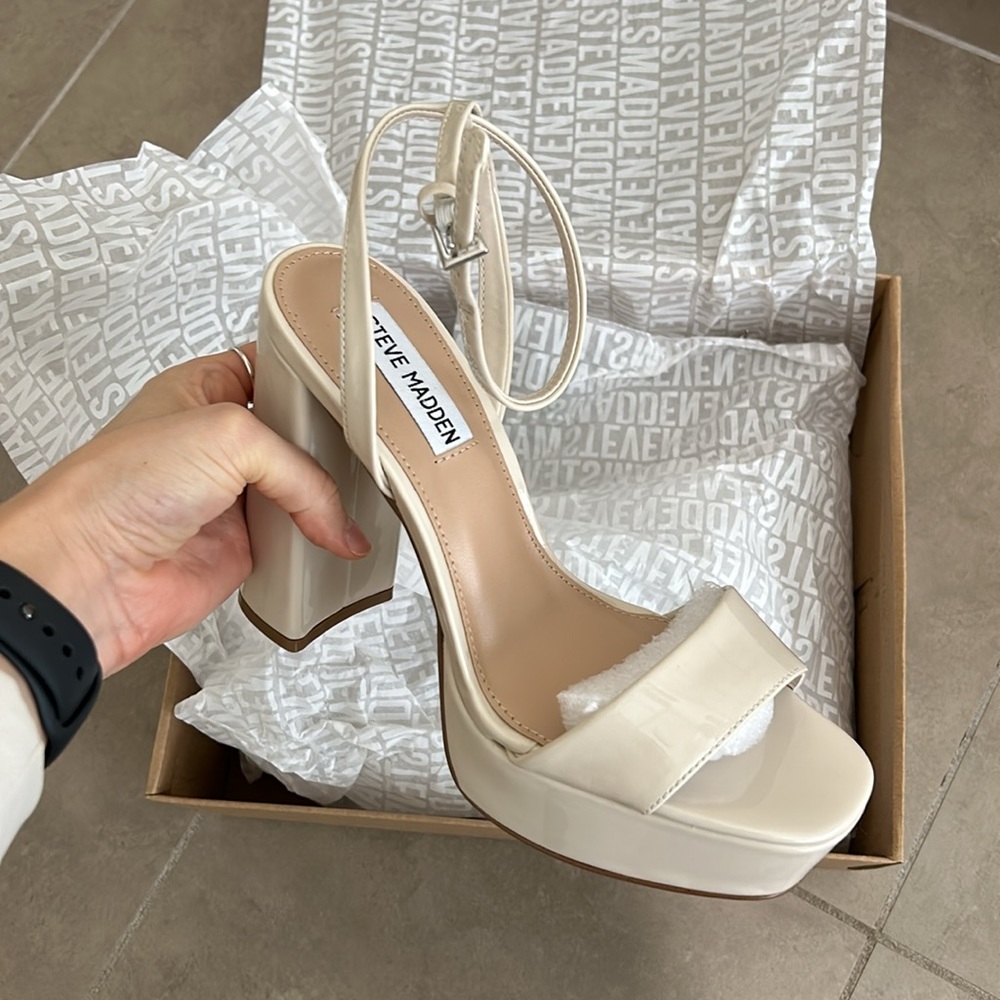 Steve Madden Lessa Heel - Patent Bone White